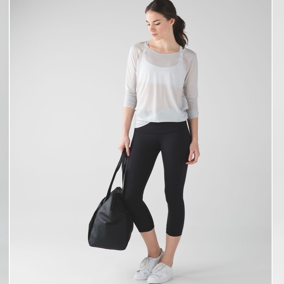 lululemon athletica Pants - Lululemon Wunder Under Crop Hi-Rise Solid Black